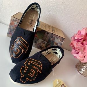 TOMS-Hand painted SF Giants